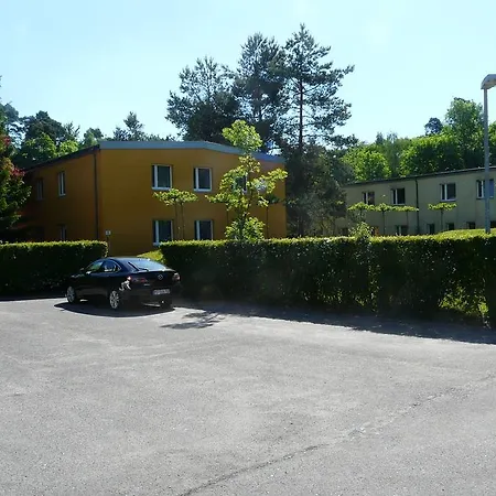 Kreuzbruchhof *